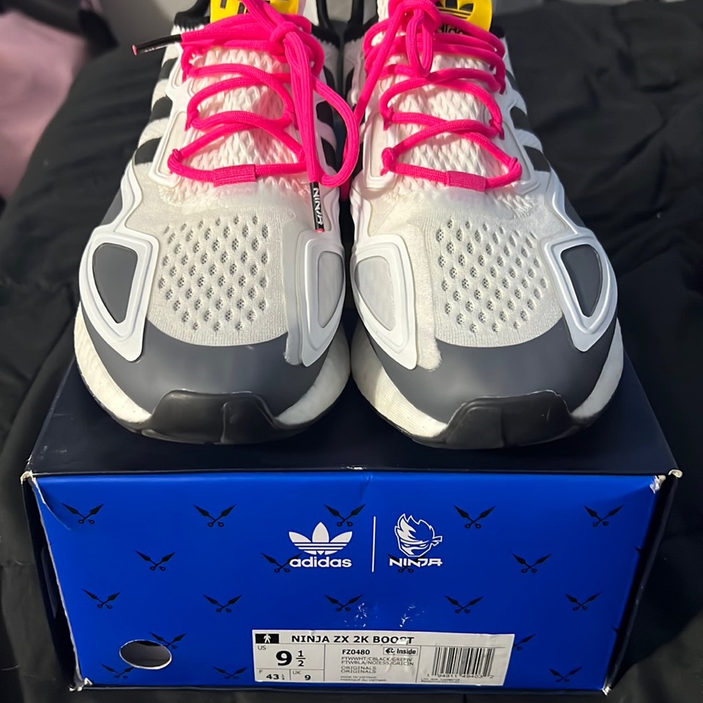 Women’s size 11 Mens size 9.5 adidas ninja 2k boost worn 3 times